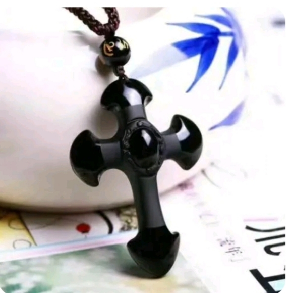 Natural crystal black obsidian cross necklace Amulet pendant with chain - Picture 4 of 10